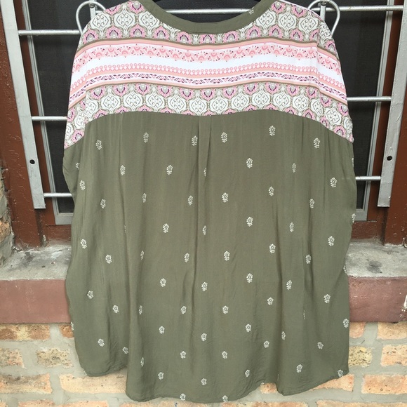 Torrid green pink print button down boho top 1x - Picture 2 of 9